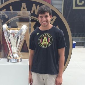 Meet your Posher, Thomas